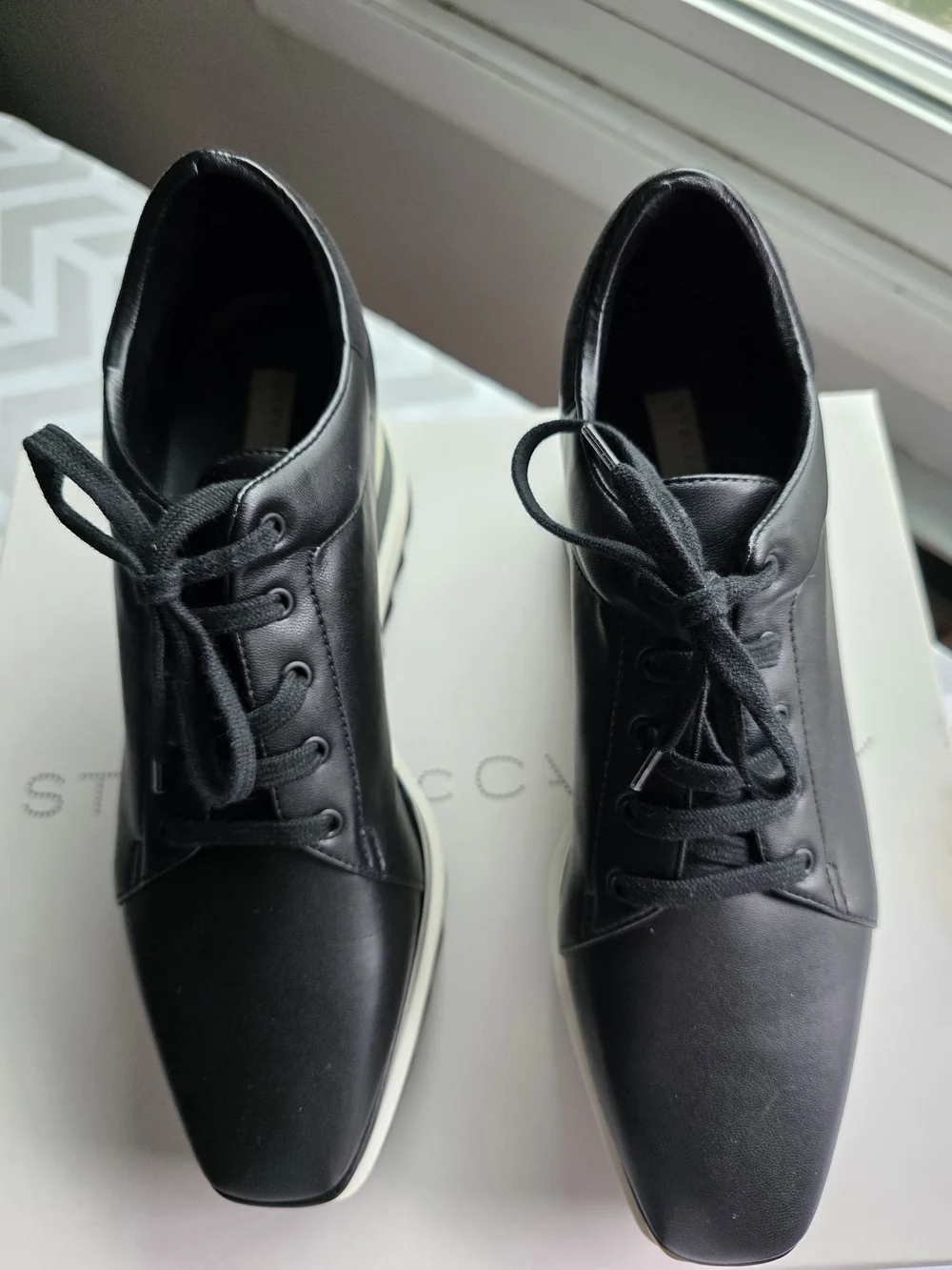 Stella McCartney Sneak-Elyse Platform Sneakers size 8